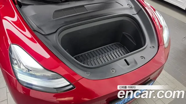 Tesla Model Y 2021 thumb 6