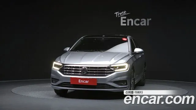 Volkswagen Jetta 2021 thumb 3