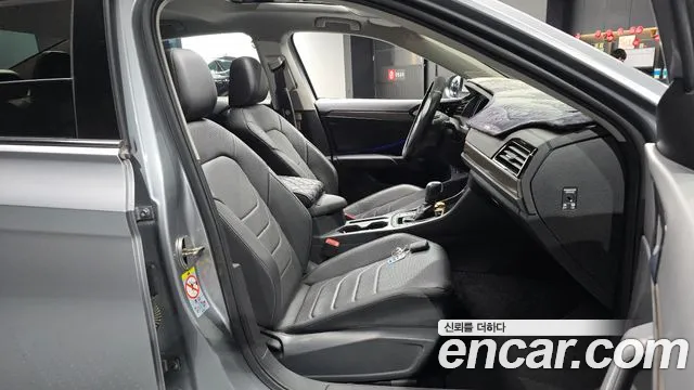 Volkswagen Jetta 2021 thumb 12