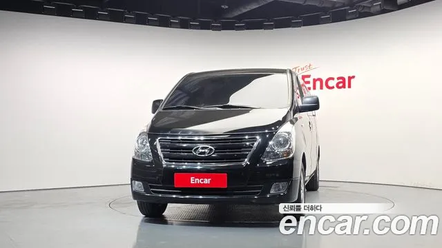 Hyundai Starex 2017 thumb 3