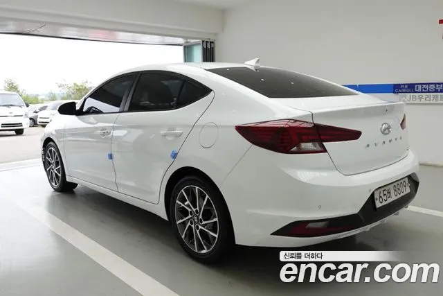 Hyundai Avante 2019 thumb 4
