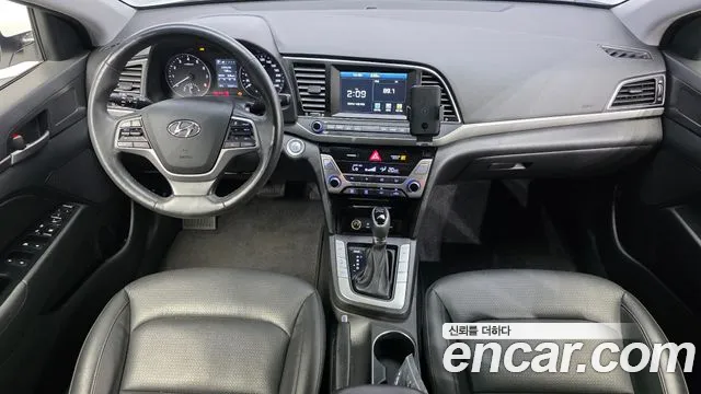 Hyundai Avante 2015 thumb 7