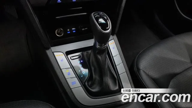 Hyundai Avante 2015 thumb 9