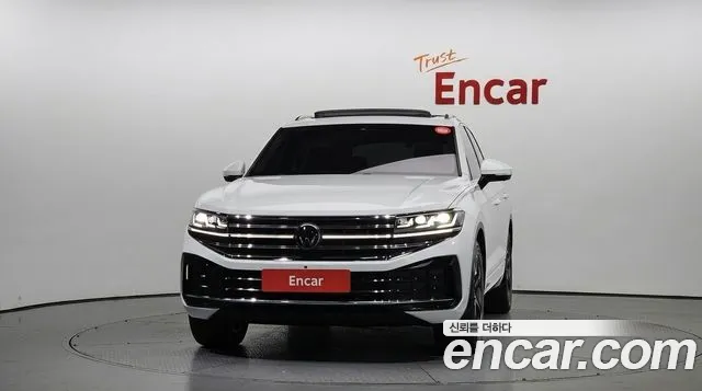 Volkswagen Touareg 2024 thumb 3