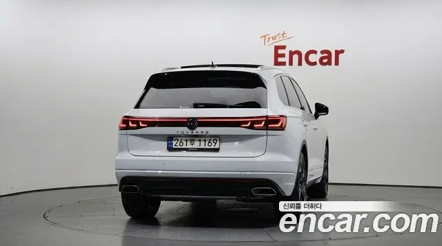Volkswagen Touareg 2024 thumb 4