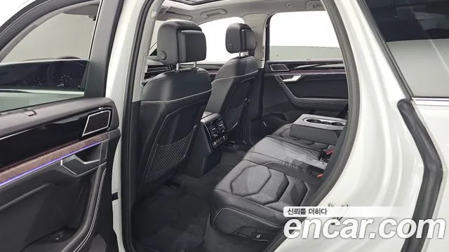 Volkswagen Touareg 2024 thumb 11