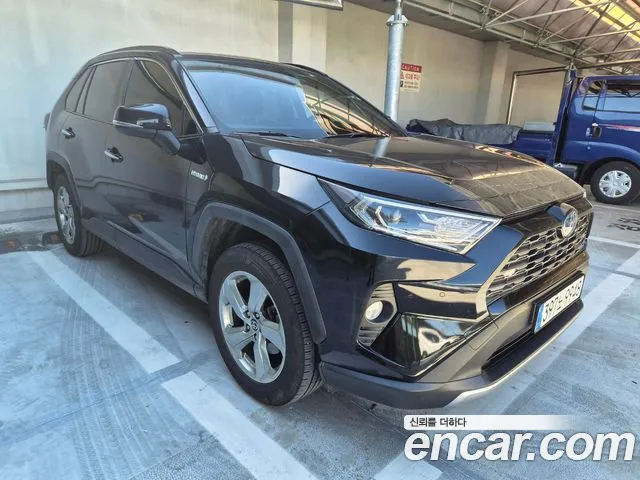 Toyota RAV4 2021 thumb 3