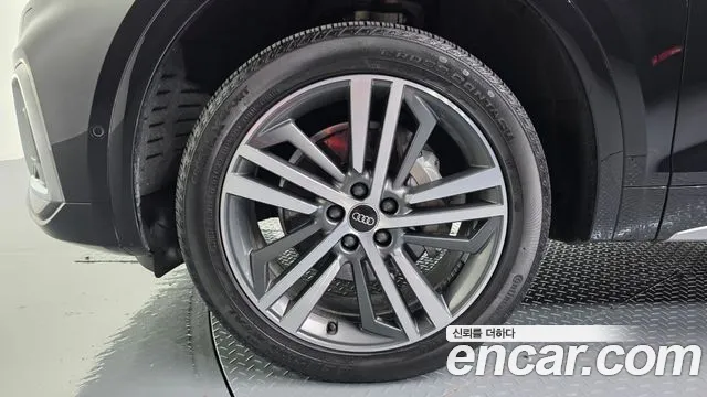 Audi Q5 2022 thumb 5