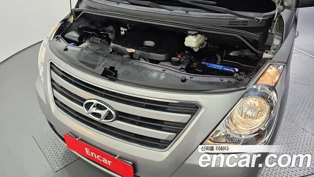 Hyundai Starex 2017 thumb 6