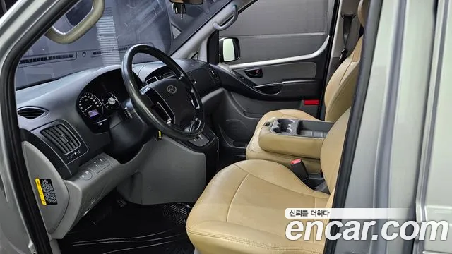 Hyundai Starex 2017 thumb 7