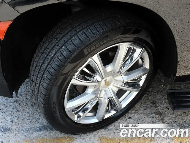 ChevroletGMDaewoo Tahoe 2022 thumb 5