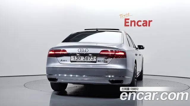 Audi A8 2015 thumb 4
