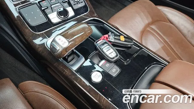Audi A8 2015 thumb 9
