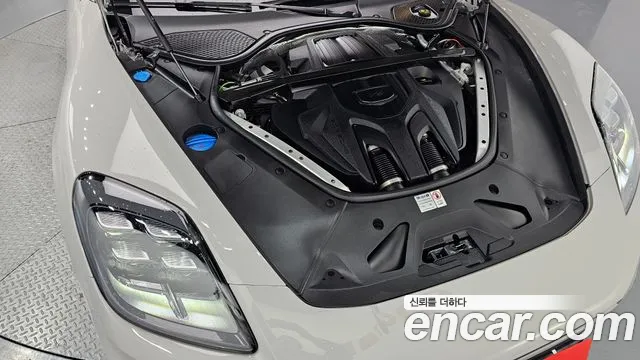 Porsche Panamera 2024 thumb 6