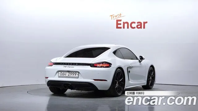 Porsche Cayman 2018 thumb 2