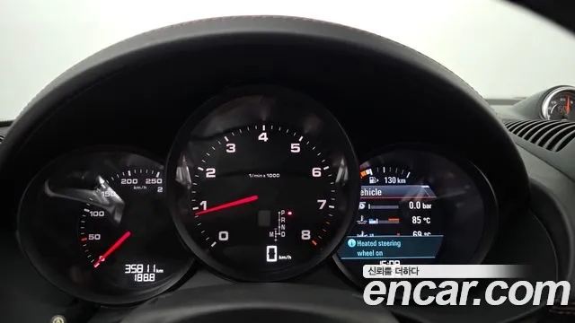 Porsche Cayman 2018 thumb 8