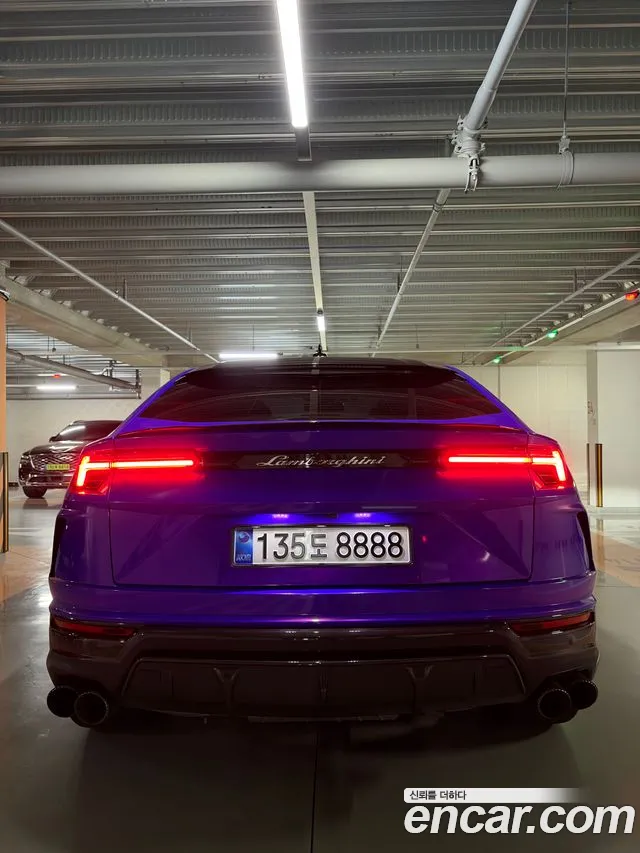 Lamborghini Urus 2020 thumb 4