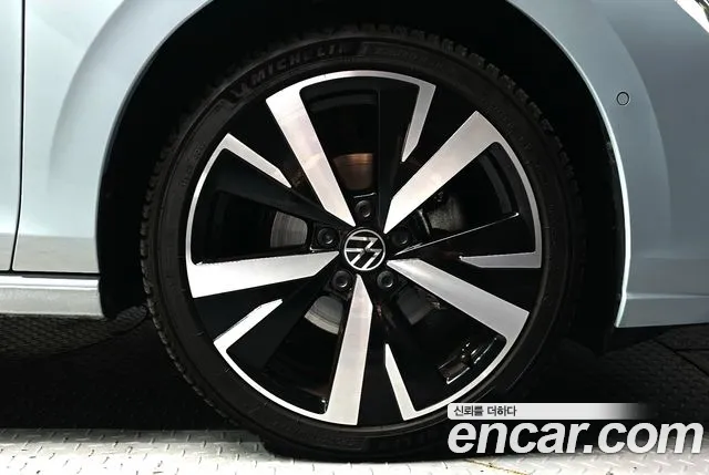 Volkswagen Golf Sportsvan 2025 thumb 5
