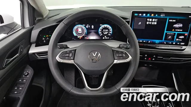 Volkswagen Golf Sportsvan 2025 thumb 12