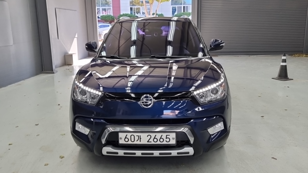 KG_Mobility_Ssangyong TIBOLI 2017 thumb 3