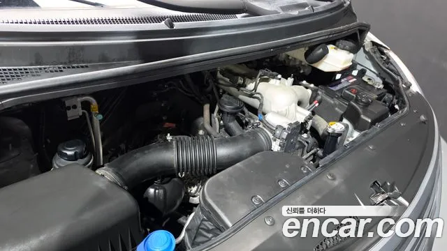 Hyundai Starex 2018 thumb 5