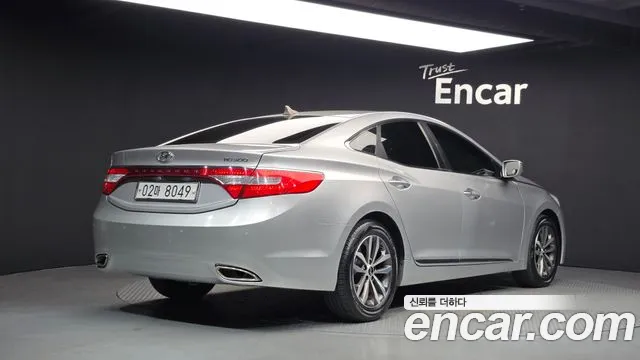 Hyundai Grandeur 2012 thumb 2