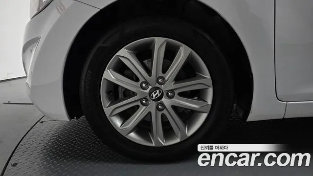 Hyundai Avante 2013 thumb 5
