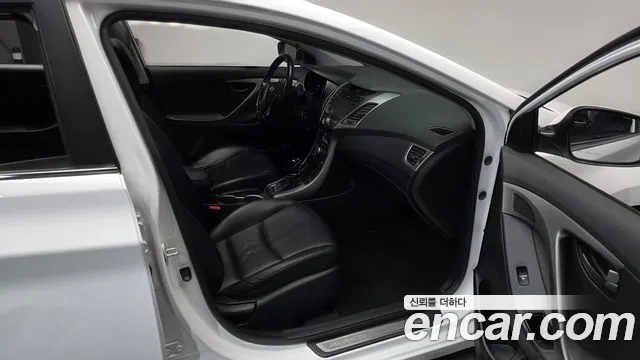 Hyundai Avante 2013 thumb 11