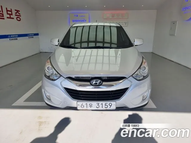 Hyundai Tucson 2011 thumb 12