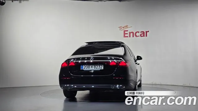 Mercedes-Benz E-Класс 2024 thumb 4