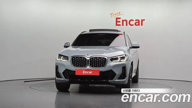 BMW X4 2022 thumb 3
