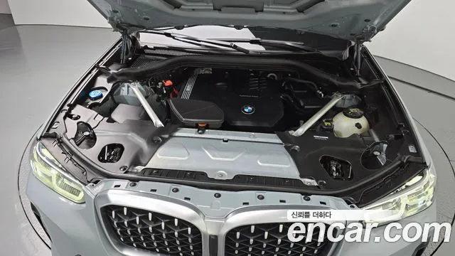 BMW X4 2022 thumb 6