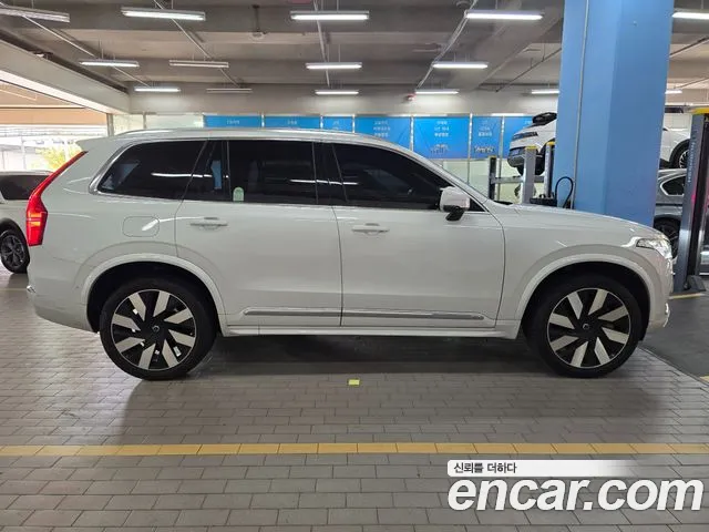 Volvo XC90 2024 thumb 5