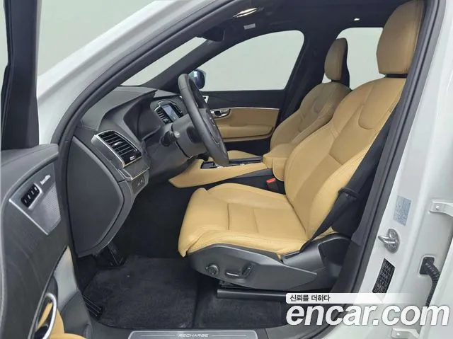 Volvo XC90 2024 thumb 11