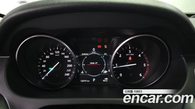 Land Rover Discovery Sport 2017 thumb 8