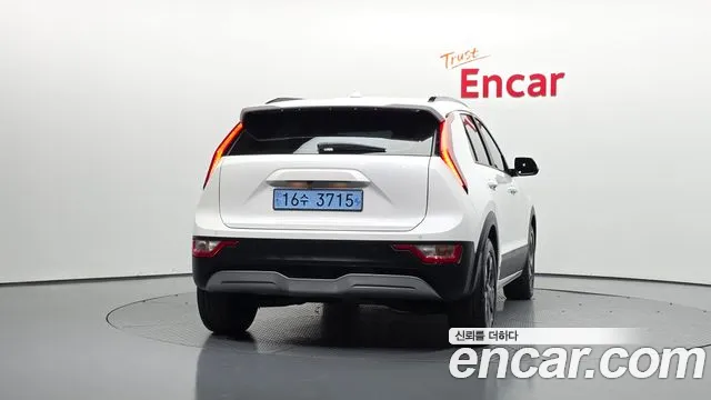 Kia Niro 2022 thumb 4