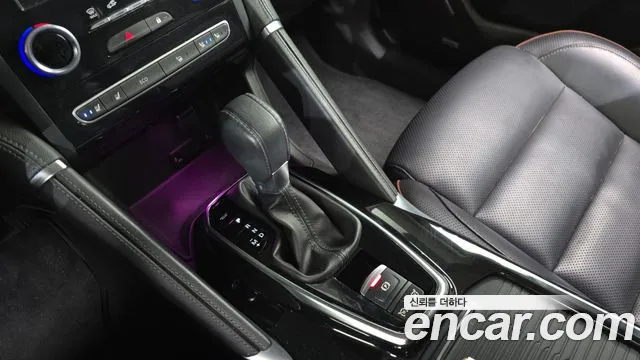 Renault-KoreaSamsung Koleos 2020 thumb 9