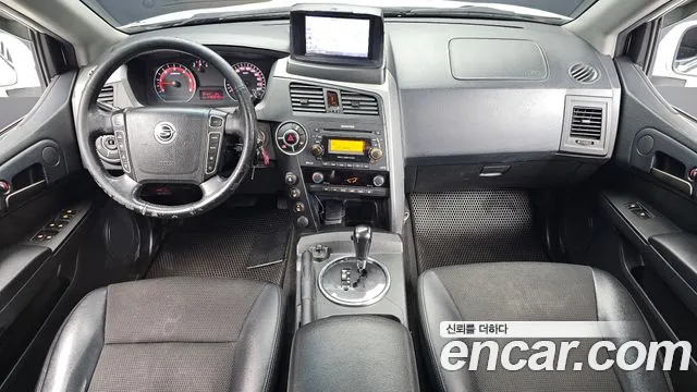 KG_Mobility_Ssangyong KORANDO 2013 thumb 7