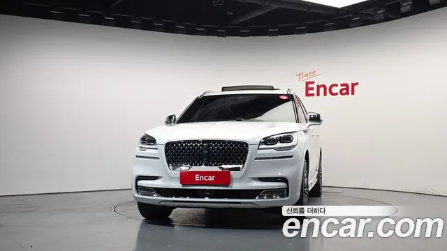 Lincoln Aviator 2022 thumb 3
