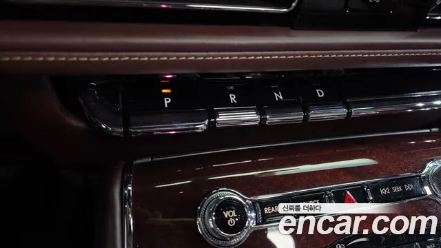 Lincoln Aviator 2022 thumb 9