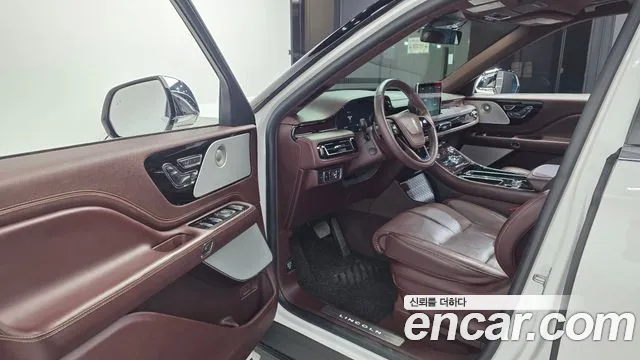 Lincoln Aviator 2022 thumb 10