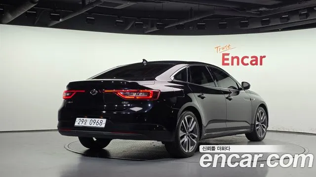 Renault-KoreaSamsung Megane 2016 thumb 2