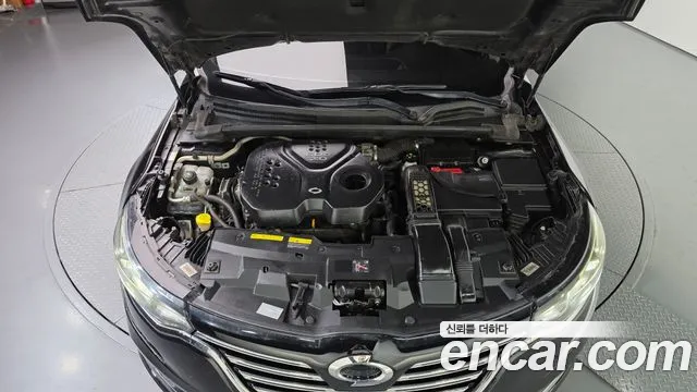 Renault-KoreaSamsung Megane 2016 thumb 6