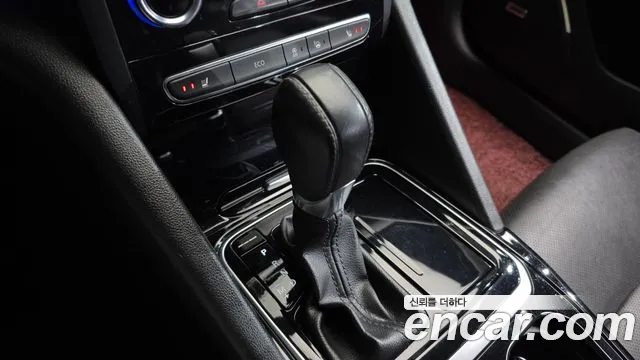 Renault-KoreaSamsung Megane 2016 thumb 9
