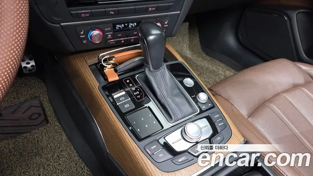 Audi A6 2015 thumb 8
