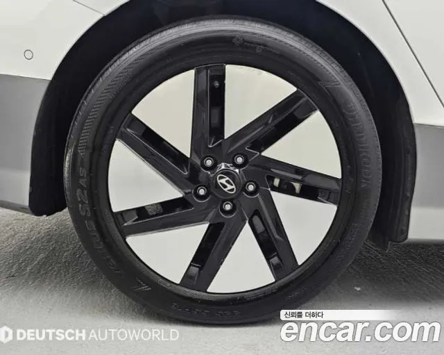 Hyundai IONIQ 6 2024 thumb 5