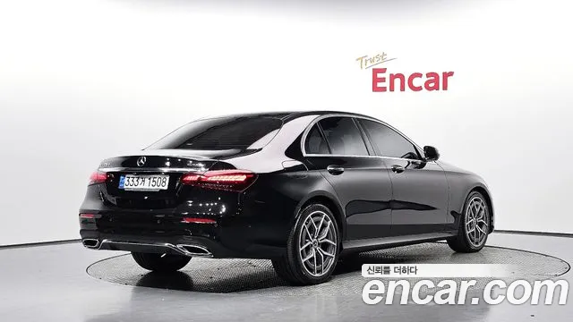Mercedes-Benz E-Класс 2021 thumb 2