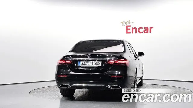 Mercedes-Benz E-Класс 2021 thumb 4