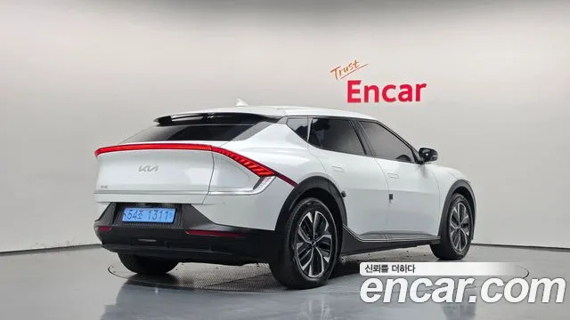 Kia EV6 2022 thumb 2