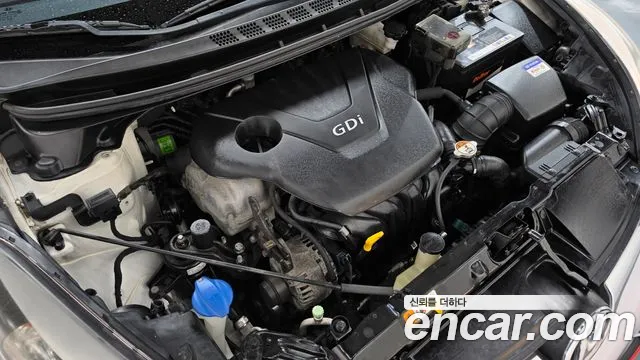 Hyundai Avante 2013 thumb 6